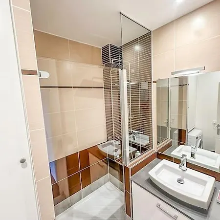 Belle Vue A Saint-cyprien-parking-hyper Centre *